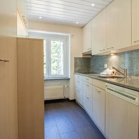 Utoring 412 By Arosa