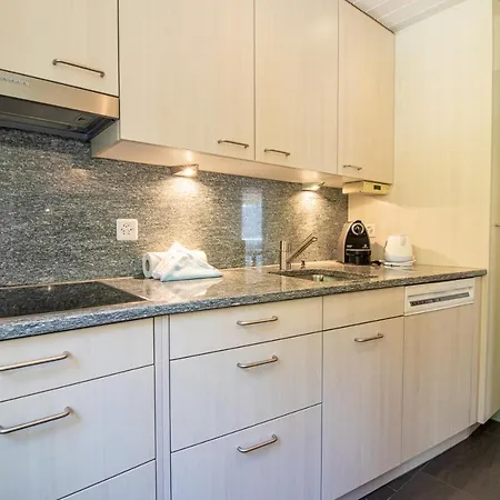 Utoring 412 By Arosa